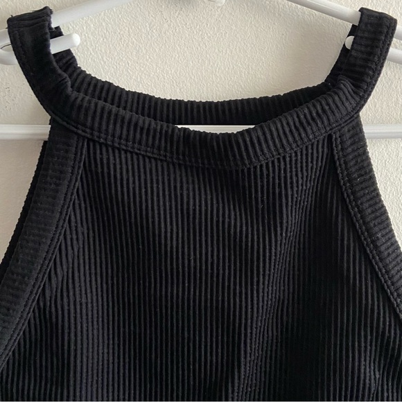 Free People Intimately Black Ribbed Crewneck Stretch Tank Top Size M/L READ - Picture 2 of 13